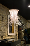 Grande suspension blanche en polypropylène Bety . Arturo Alvarez. Grande suspension blanche en polypropylène Bety . Arturo Alvarez.