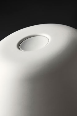 AQ01 lampe de table articulée blanche avec socle . Fritz Hansen. 
