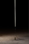 Lampadaire suspendu design minimaliste Epsilon. Holtkötter. Lampadaire suspendu design minimaliste Epsilon. Holtkötter.