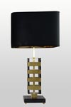 Lampe de table en marbre noir et laiton brossé Jenga. Matlight. Lampe de table en marbre noir et laiton brossé Jenga. Matlight.