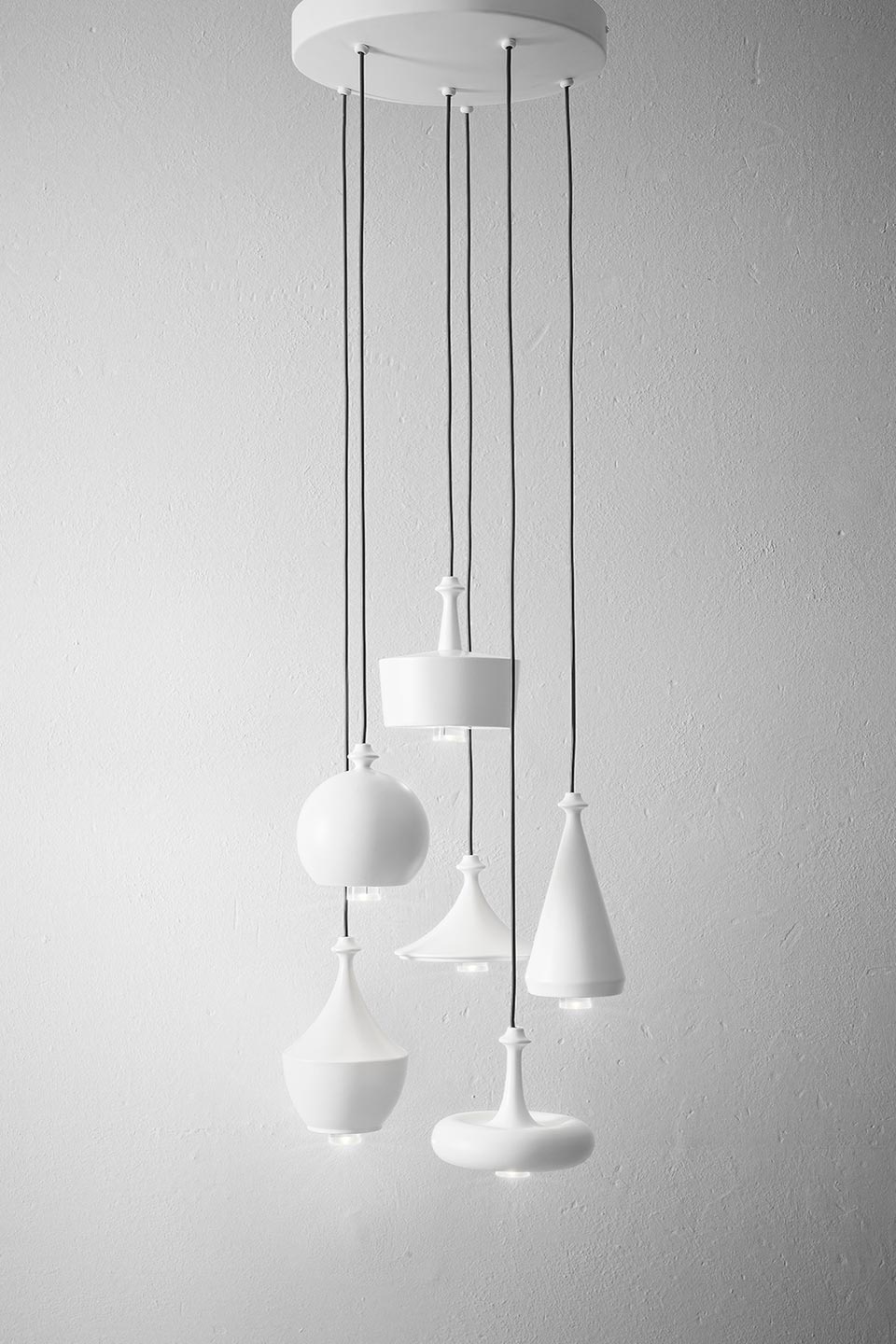 Lustrini suspension contemporaine 6 lumières blanc mat. Aldo Bernardi. 