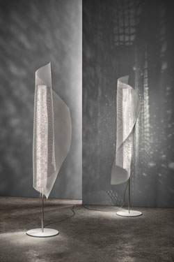 White like a sail floor lamp Clara. Arturo Alvarez. 