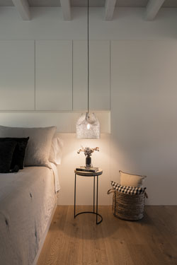 Agasallo white steel mesh pendant lamp. Arturo Alvarez. 