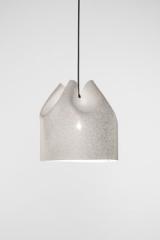 Suspension blanche en maille d