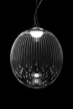 Kirshlag Suspension en cristal soufflé gravé sphère dessin no 5 petit modèle. Atelier Areti. 