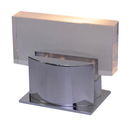 Filao lampe de table en aluminium massif et cristal. Ateliers&Torsades. 