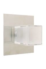 Quadra 1 square glassware wall lamp. Concept Verre. Quadra 1 square glassware wall lamp. Concept Verre.