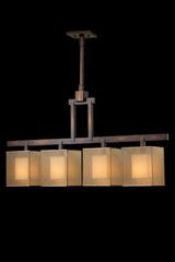 Quadralli suspension à quatre abat-jour cubiques sous poutre. Fine Art Lamps. Quadralli suspension à quatre abat-jour cubiques sous poutre. Fine Art Lamps.