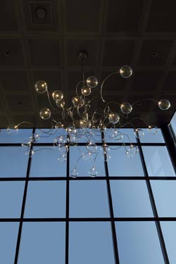 Lustre boules de verre 35 lumières transparent Big Bubbles. Harco Loor. 