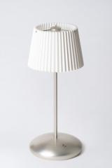 Cordless lamp with silver finish and pleated shade Arturo. HISLE. Cordless lamp with silver finish and pleated shade Arturo. HISLE.