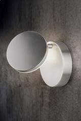 Plano modern wall light in matt aluminium finish. Holtkötter. 