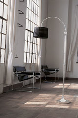 Arc floor lamp in chromed metal and transparent crystal. Italamp. Arc floor lamp in chromed metal and transparent crystal. Italamp.