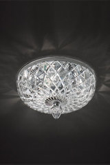 Plafonnier transparent en cristal sculpté. Italamp. Plafonnier transparent en cristal sculpté. Italamp.