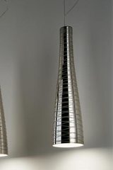 Grande suspension Class 60 en verre soufflé finition miroir . Leucos. Grande suspension Class 60 en verre soufflé finition miroir . Leucos.