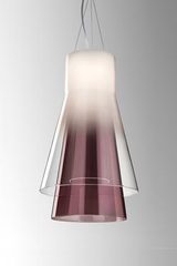 Suspension Trigona blanche et bordeaux en verre miroir, semi-transparent et transparent. Leucos. Suspension Trigona blanche et bordeaux en verre miroir, semi-transparent et transparent. Leucos.