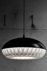 Grande suspension Aeon Rocket noire. Light Years. Grande suspension Aeon Rocket noire. Light Years.