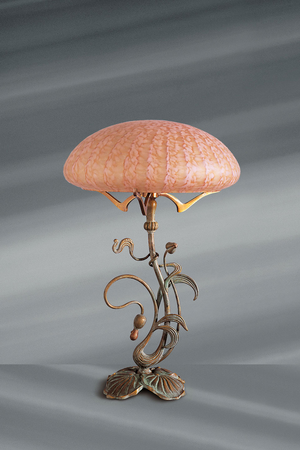 Lampe de table Art Nouveau. Lucien Gau. 