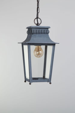 Outdoor lantern suspension in old zinc Cluny. Lum’Art. 