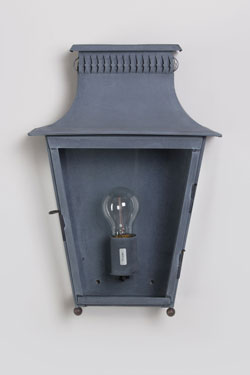 Classic outdoor wall light in old zinc Cluny metal. Lum’Art. 