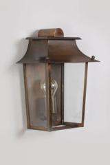 Classic outdoor medium lantern, Alma . Lum’Art. 