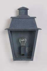 Classic urban wall lantern for outdoor use Bordeaux. Lum’Art. 