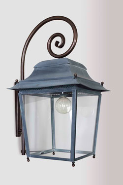 Giant old zinc classic wall light on bracket Chantilly. Lum’Art. 