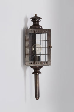 Mistral 19th century wall lamp. Lum’Art. 