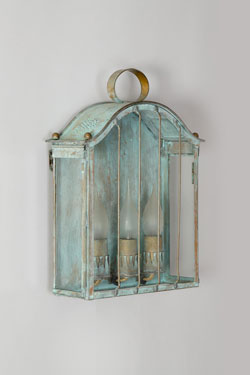 19th century exterior wall light in verdigris finish Cellier. Lum’Art. 