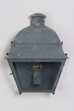 Mazarine classic 17th century-style wall light for outdoors. Lum’Art. 