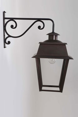 Large wall light on bracket for outdoor use in old brass Bordeaux. Lum’Art. 