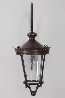 19th century outdoor wall lantern on bracket Line. Lum’Art. 