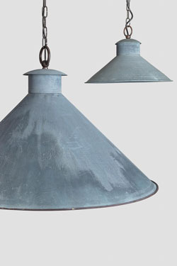 85cm industrial outdoor hanging lamp in old zinc Chapeau Dupont. Lum’Art. 