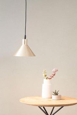 Factory S18 industrial pendant lamp gold. Luz Difusion. 