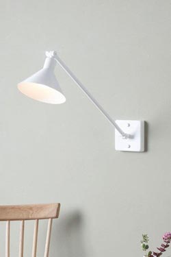Factory white industrial style wall lamp. Luz Difusion. 