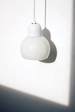 Suspension boule blanche Boogie. Luz Difusion. 