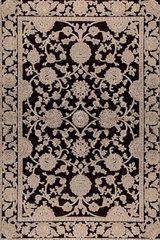 Scarpa tapis classique noir sur fond beige décor floral 65X110. MA Salgueiro. 