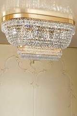 Large oval crystal ceiling light. Masiero. 