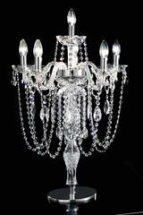 Lampe chandelier en cristal transparent six lumières. Masiero. Lampe chandelier en cristal transparent six lumières. Masiero.