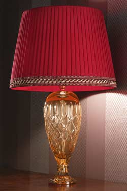 lampe-en-cristal-orange-abat-jour-rouge-galon-classique-design-de-table-11110633P.jpg