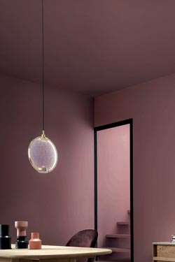 Horo round pendant lamp in pink glass. Masiero. 