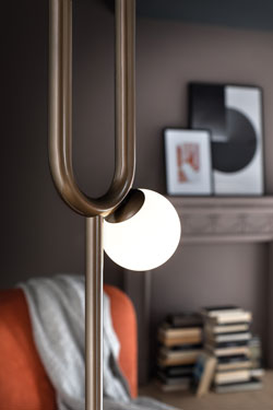 Surrealist Ear floor lamp from the Visio collection . Masiero. 