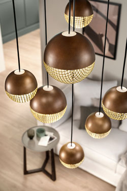 Iglu 7-light industrial bronze and gold chandelier. Masiero. 