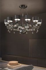 Lustre noir contemporain 12 lumières Nuaré. Masiero. Lustre noir contemporain 12 lumières Nuaré. Masiero.