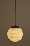 Suspension ronde en albâtre Alabaster Moon. Matlight.  Suspension ronde en albâtre Alabaster Moon. Matlight.