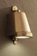 Spreaderlight 230V polished bronze . Nautic by Tekna. 