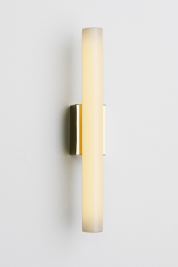 Single wall lamp with polished brass finish. Nautic by Tekna. 