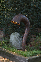 Lampe sculpture de jardin forme corne d