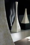 Lampadaire pyramide damassée et abat-jour cylindrique. Munari par Stylnove Ceramiche. 