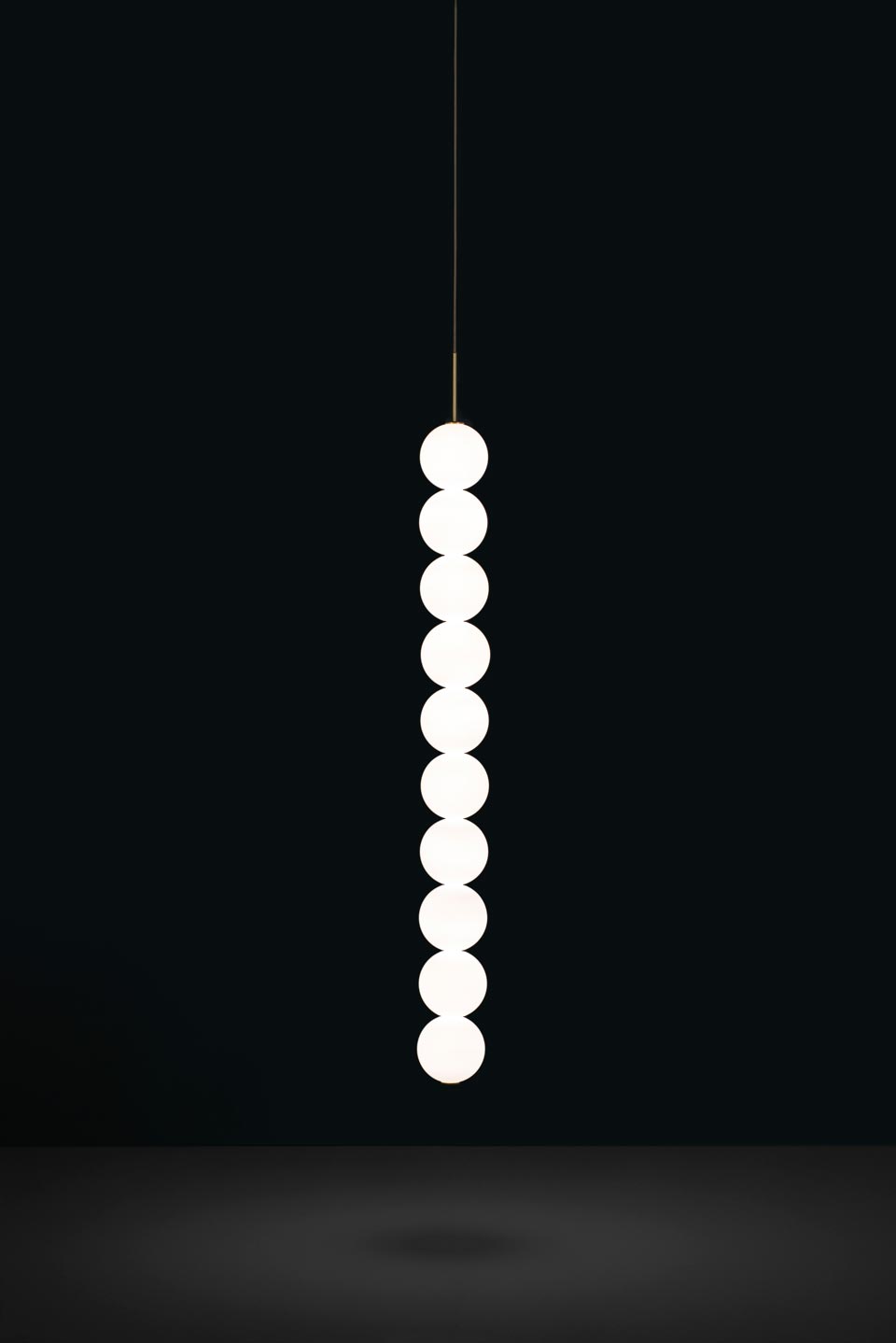 Abacus suspension boulier 10 boules en verre opale blanc. Terzani. 