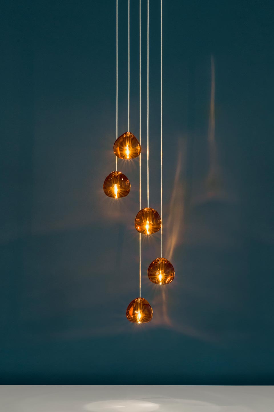 Mizu suspension 5 lumières en cristal cognac. Terzani. 